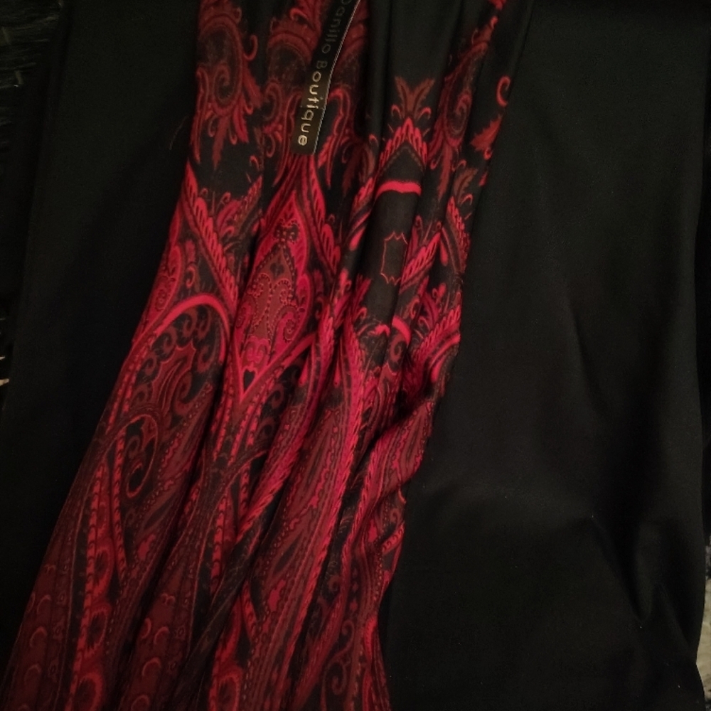 Chico's Black and Red Scarf